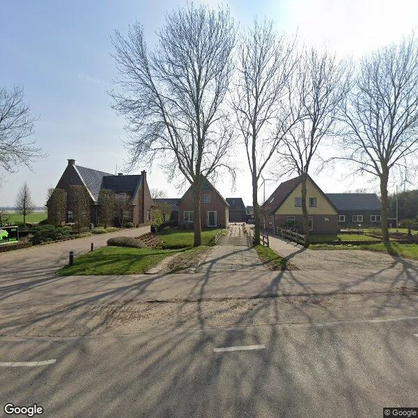 Straatbeeld van Zwaagdijk 253, 1684NH Zwaagdijk-Oost