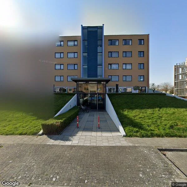 Straatbeeld van Zwaardvegerstraat 222, 8043DZ Zwolle