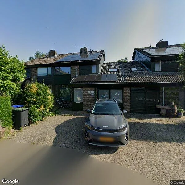 Straatbeeld van Zwaluwenburg 18, 3328CN Dordrecht