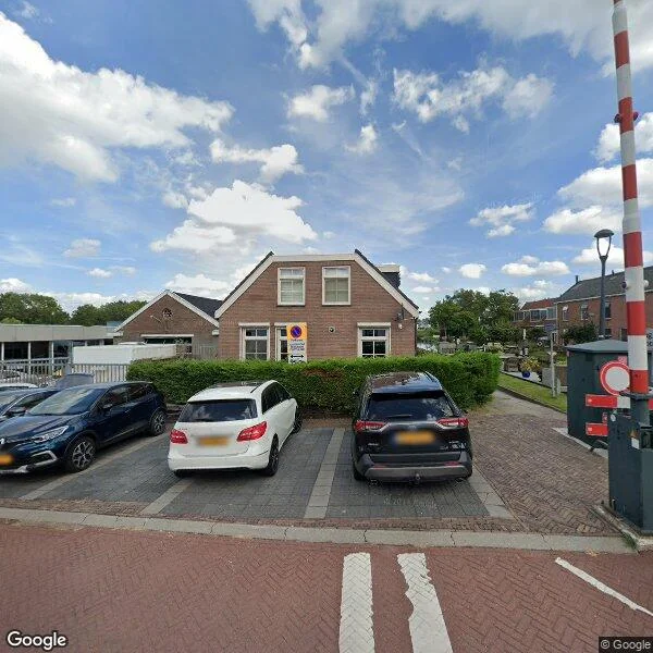 Straatbeeld van Zwethkade 3, 2636KE Schipluiden